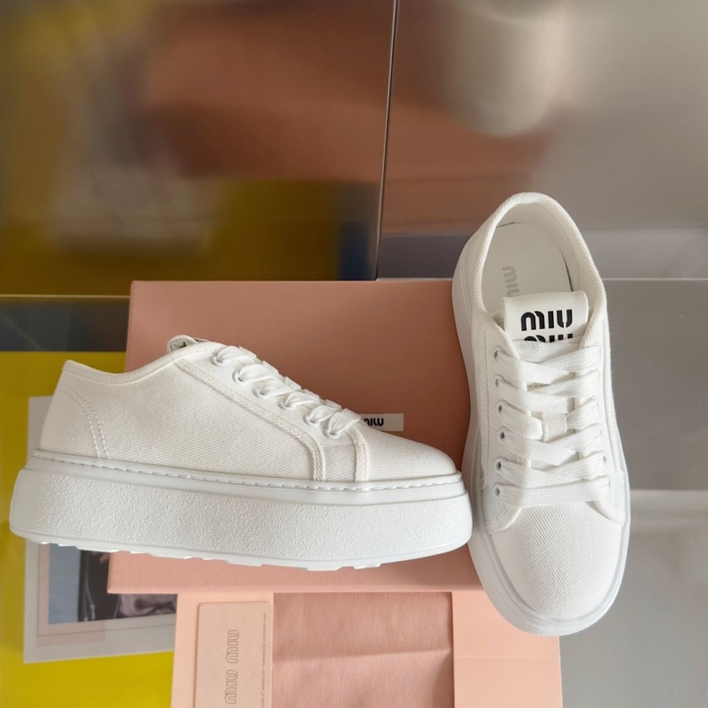 Miu Miu Casual Shoes